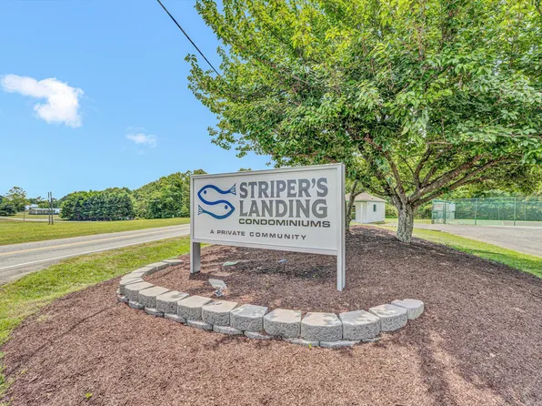 22 Rolling Rd, Moneta, VA 24121