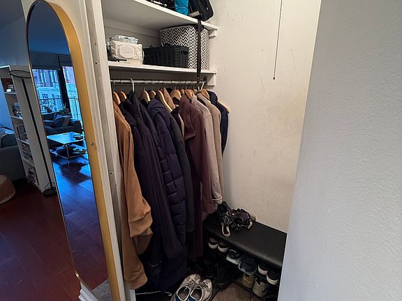 4th image of 1560 N Sandburg Ter APT 404J