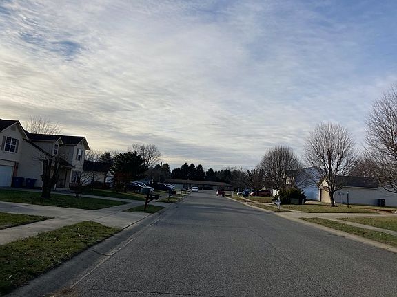 5th image of 5402 Claybrooke Dr