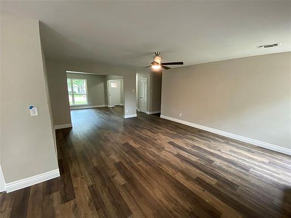 5th image of 1904 Lexington Pl