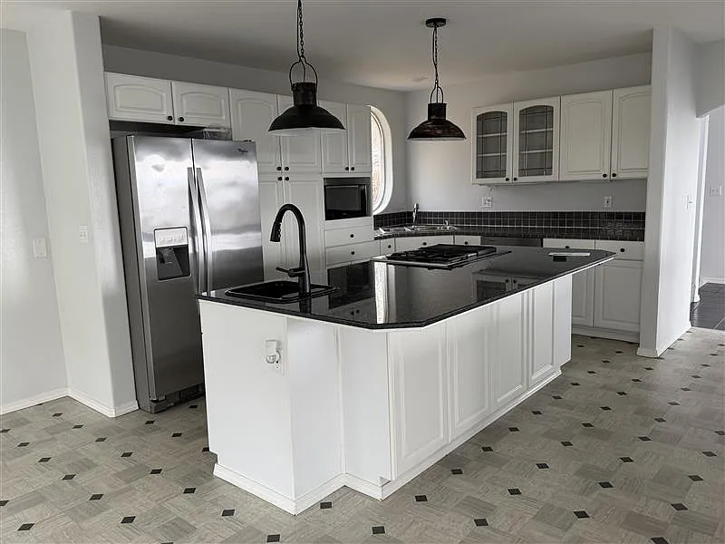 Building Photo - 18653 Harlequin Pl