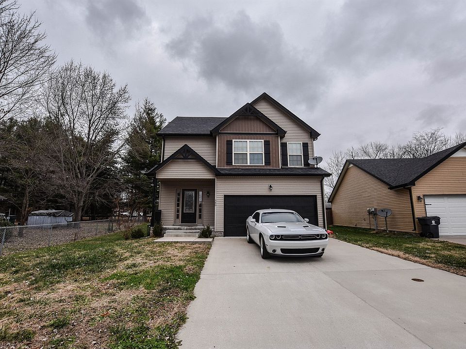 1st image of 580 Falkland Cir