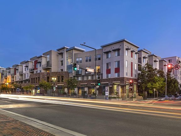 4th image of 412 E Broadway #106