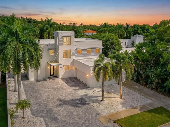 1751 Hawthorne St, Sarasota, FL 34239