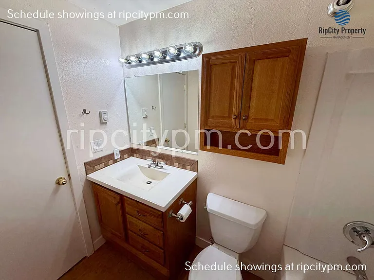 11837 SE Gladstone St — Photo 17