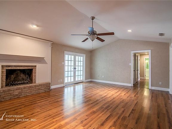 5th image of 5009 Robertson Dr