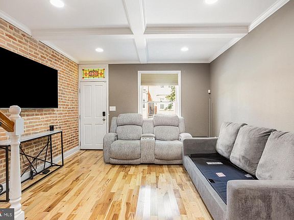 5th image of 3515 Gough St