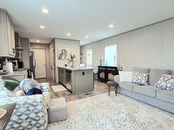 2nd image of 230 Day Rd