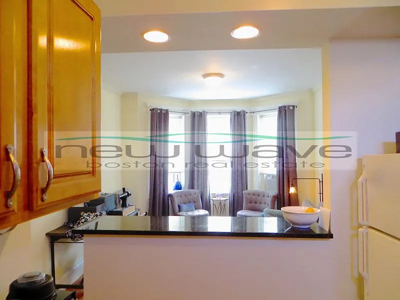 1 bed, 600 sqft, $2,800 — Photo 3
