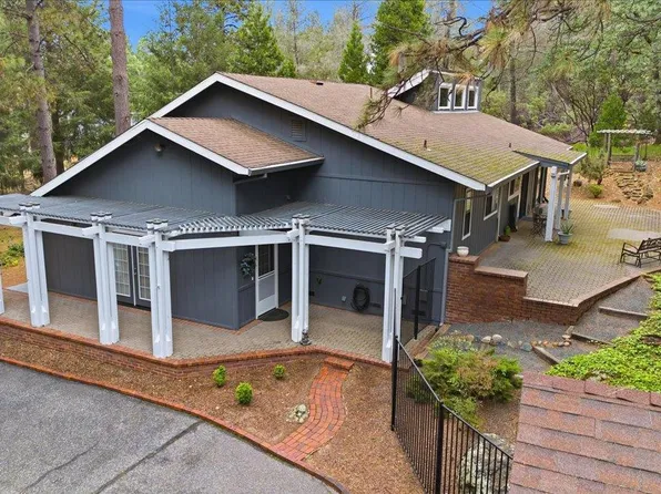 16631 Oscar Dr, Grass Valley, CA 95949