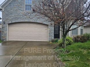 3169 Roundway Down Ln, Lexington, KY 40509