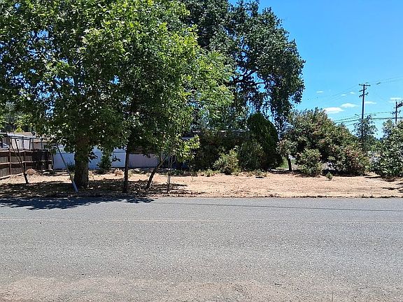 5th image of 2664 E State Highway 20