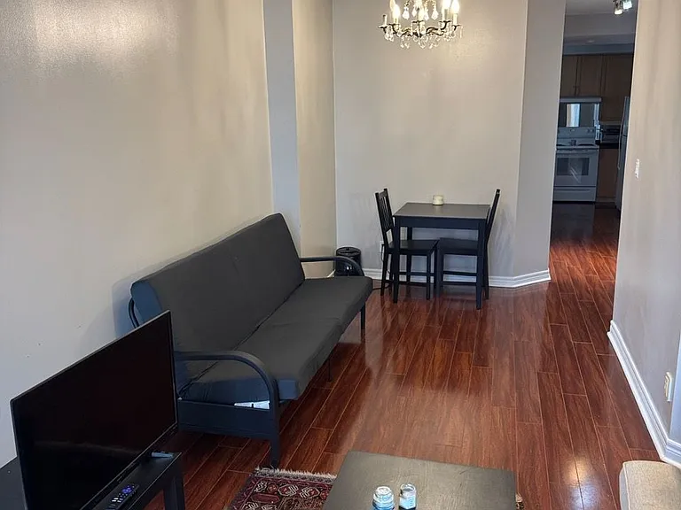 55 Bloor St E #702 — Photo 17
