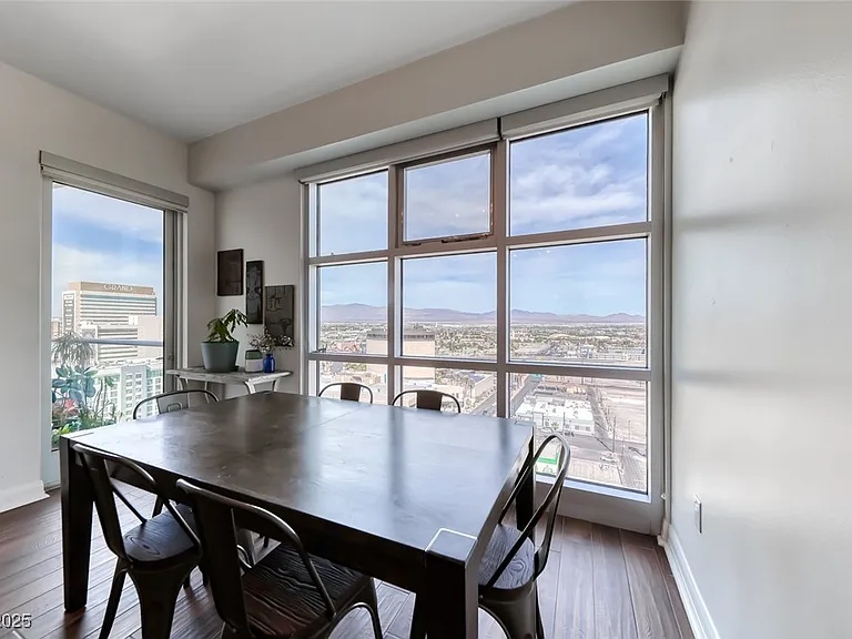 150 Las Vegas Blvd #1803 — Photo 11