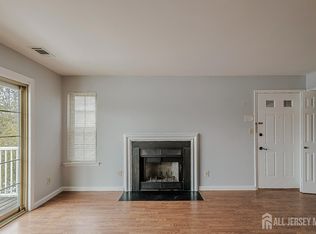236 Blew Ct, East Brunswick, NJ 08816