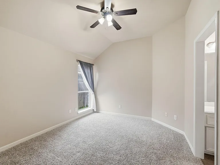10703 Twilight Creek Ln — Photo 31