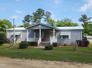 8749 SW Dove St, Bristol, FL 32321