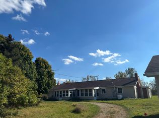 8220 Grossman Rd, Manchester, MI 48158