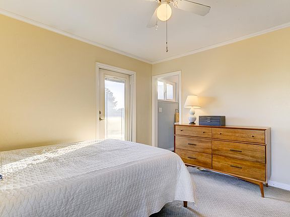 3rd image of 7931 Canary Way