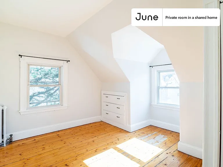 45 Montcalm Ave #G — Photo 2