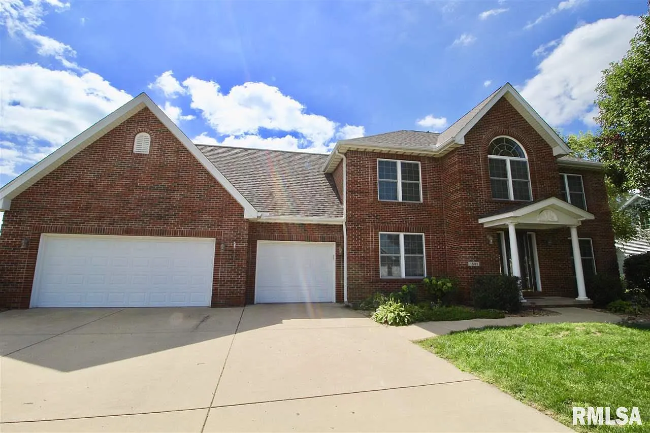 1501 Hardt Ct photo 1