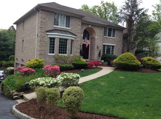 25 3rd St, Park Ridge, NJ 07656