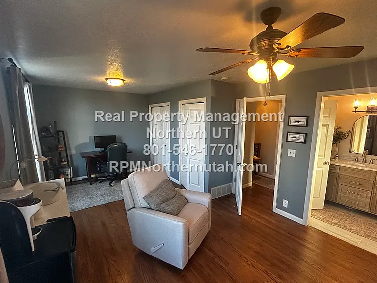 703 W 2175 N — Photo 16