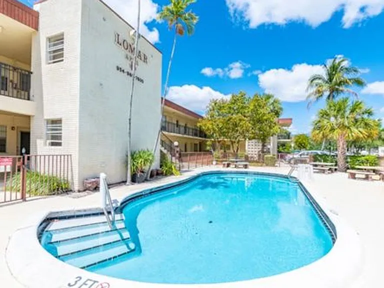 500 S Crescent Dr Hollywood, FL 33021 — Photo 8