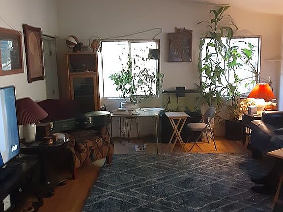 5th image of 4024 Greenwood Heights Dr