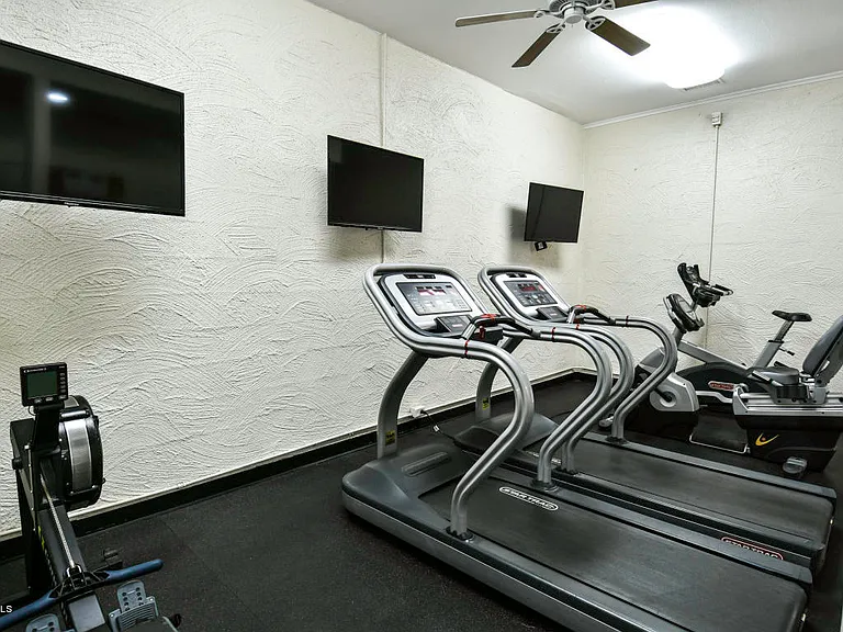 7950 E Camelback Rd #203 — Photo 20