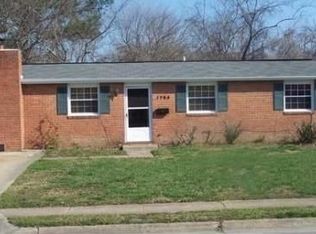 1758 Nickerson Blvd, Hampton, VA 23663