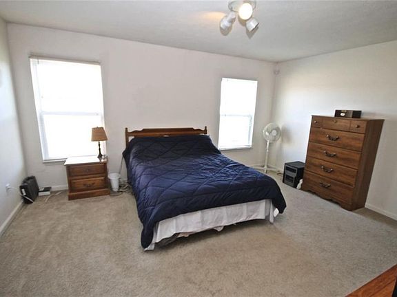 4th image of 4331 Bellchime Dr