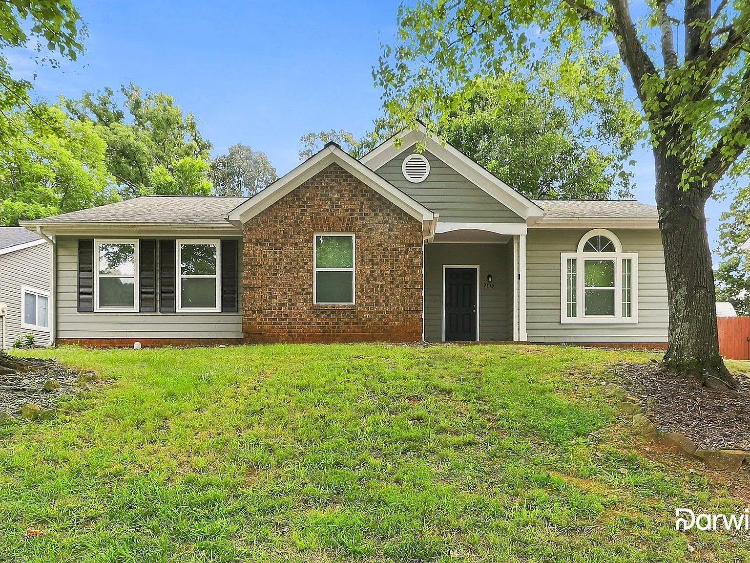 3 bed, 2.0 bath, 1340 sqft, $2,150 — Photo 1