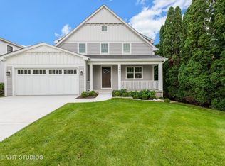 1943 Hitchcock Ave, Downers Grove, IL 60515