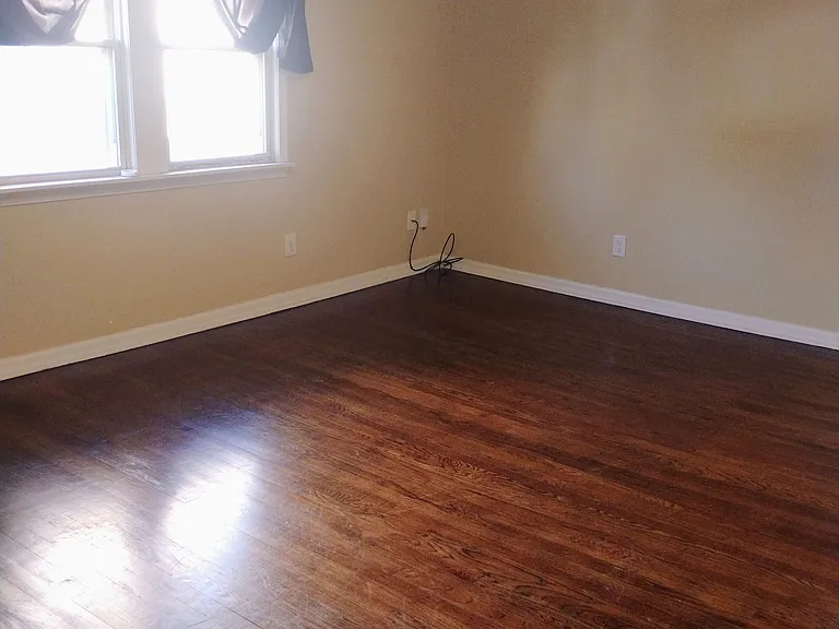 9505 Park Heights Ave #UPSTAIRS — Photo 5