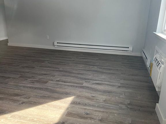 3rd image of 47 Polifly Rd APT 1A