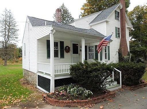 Side porch