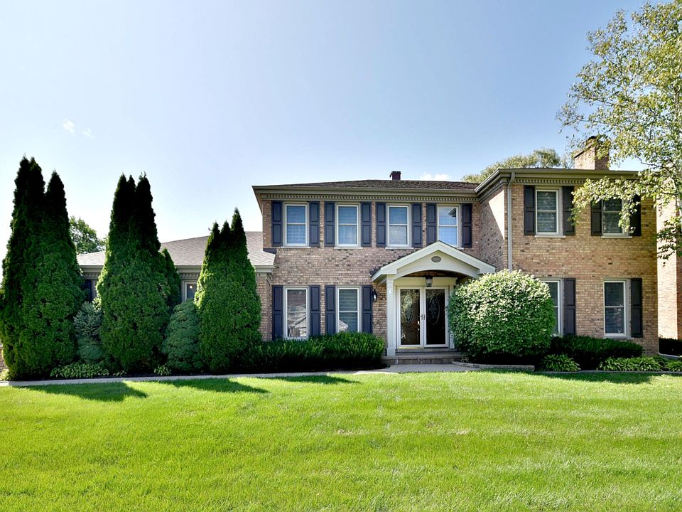 1st image of 3900 Bordeaux Dr