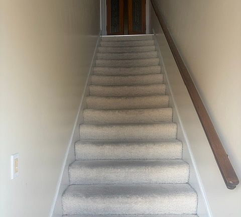 3rd image of 130 Matthew Ln