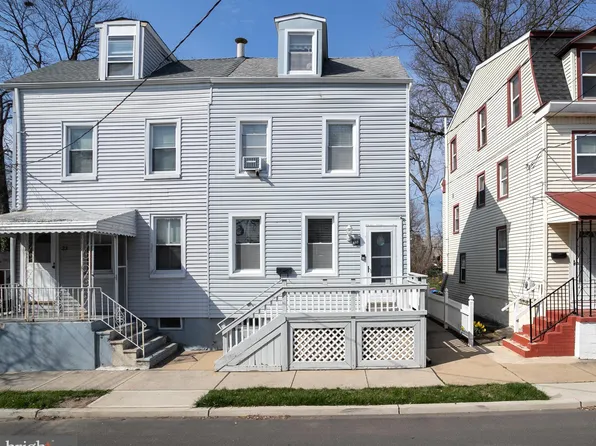 25 West St, Bordentown, NJ 08505