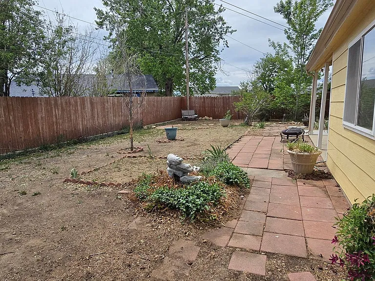 9080 Cypress Dr — Photo 32