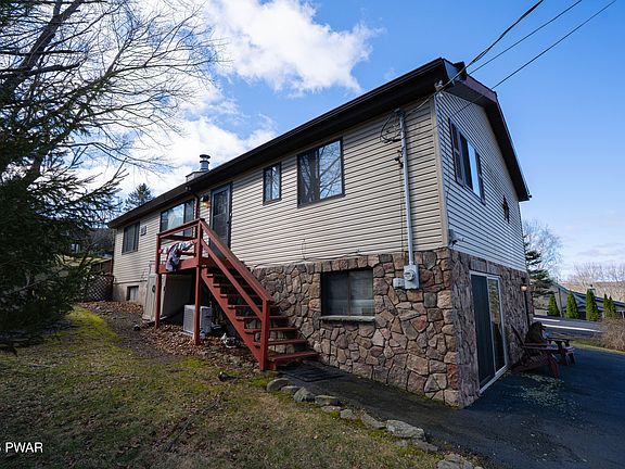 3rd image of 57 Glenwood Ln