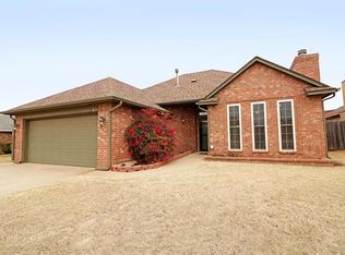 124 Bellgate Dr, Yukon, OK 73099