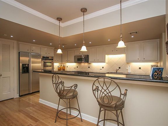 5th image of 4950 Woodway Dr Unit 310