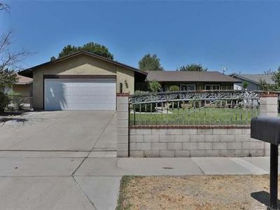 (Undisclosed Address), Fontana, CA, 92336