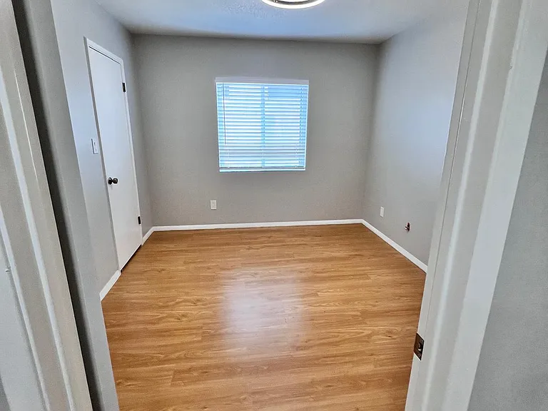16291 N 29th Dr — Photo 21