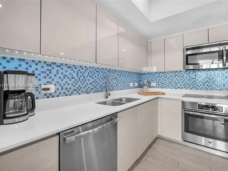 2602 E Halladale Cu #T3105 — Photo 17