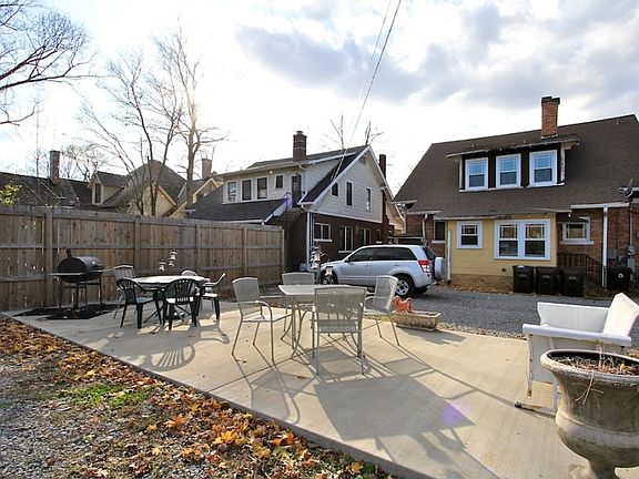 3rd image of 311 Greenwood Ave #B