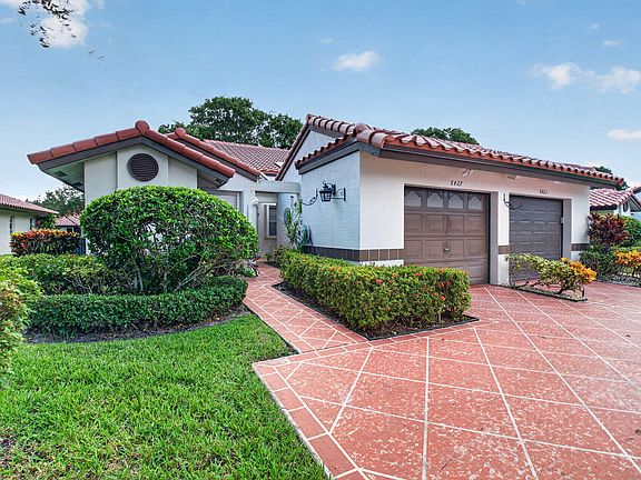 2nd image of 6427 Pointe Pleasant Circle