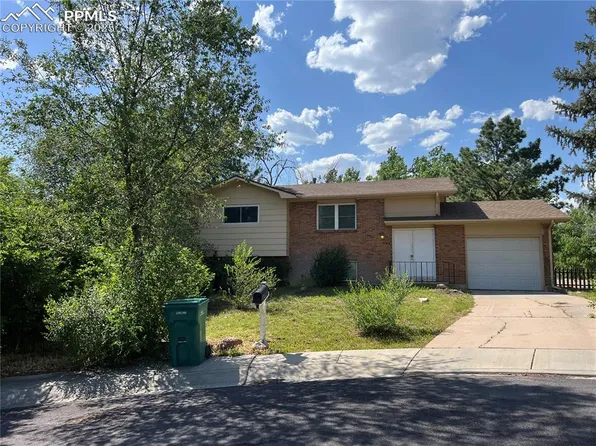 406 Squire St, Colorado Springs, CO 80911